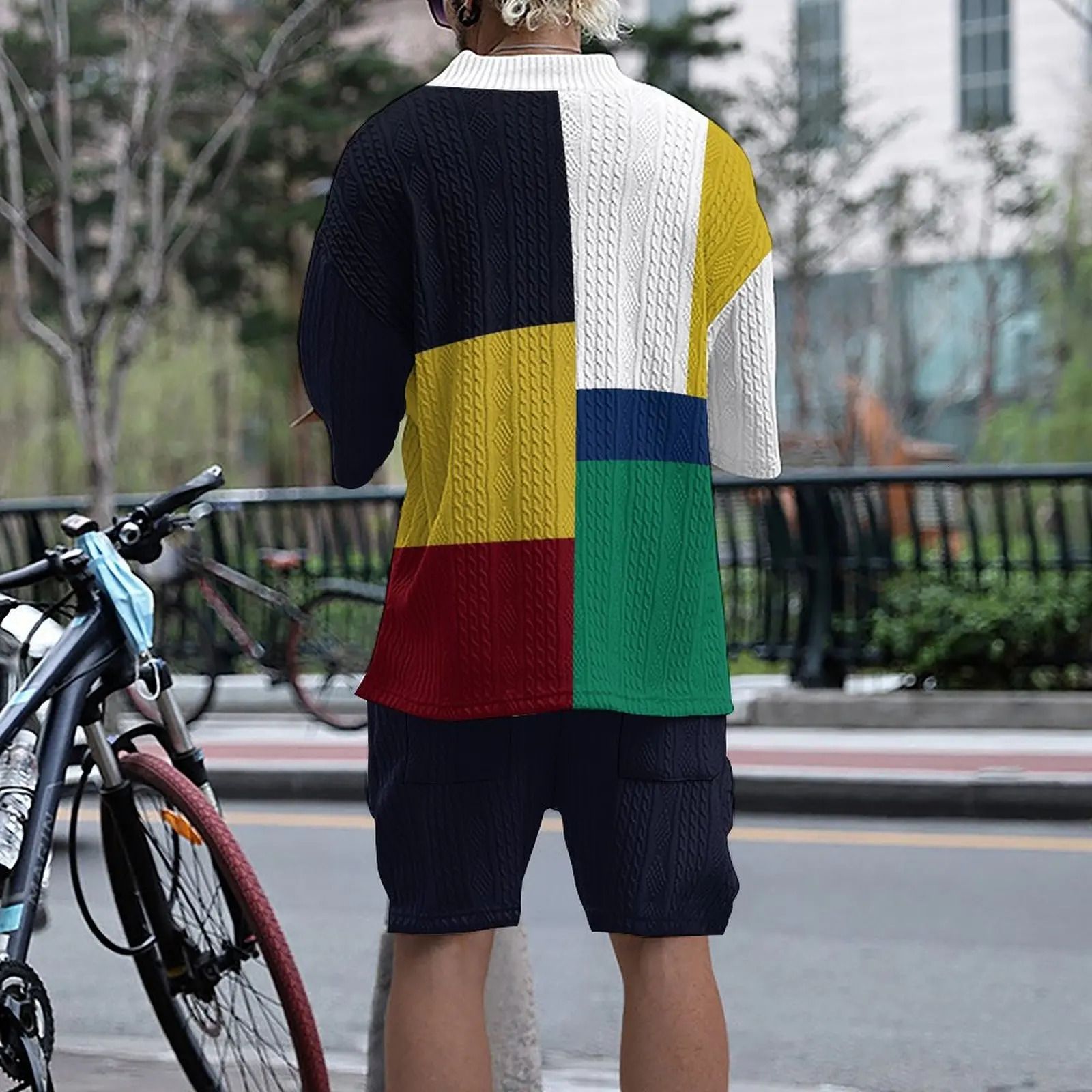 2024 summer mens loose casual sportswear highquality jacquard Vneck short sleeved twopiece clothing 250326