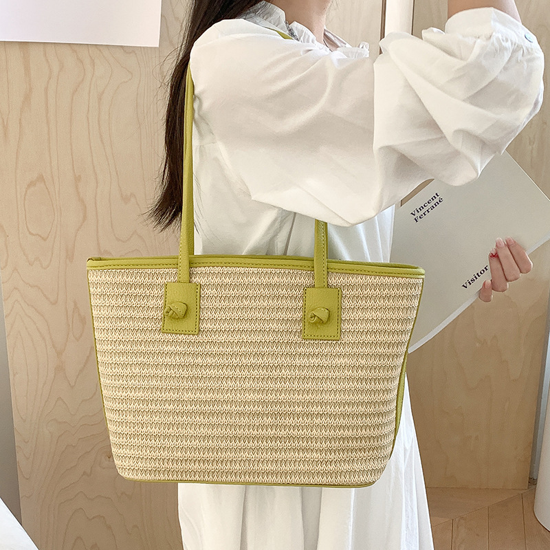 2025 Spring/summer New Color Contrasting Soft Grass Woven Large Capacity Travel Versatile Beach Simple Shoulder Bag Designer Bag for Women