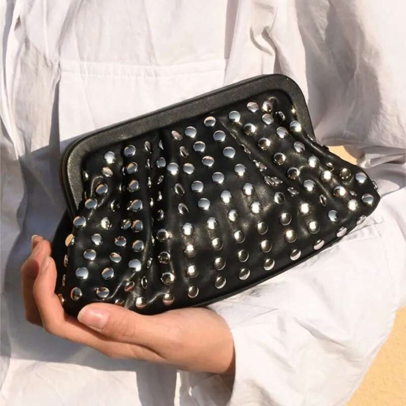 Punk Rivet Pouch Designer Handbags Fashion Clutch Bags For Women PU Leather Dumpg Bag Cloud Purse