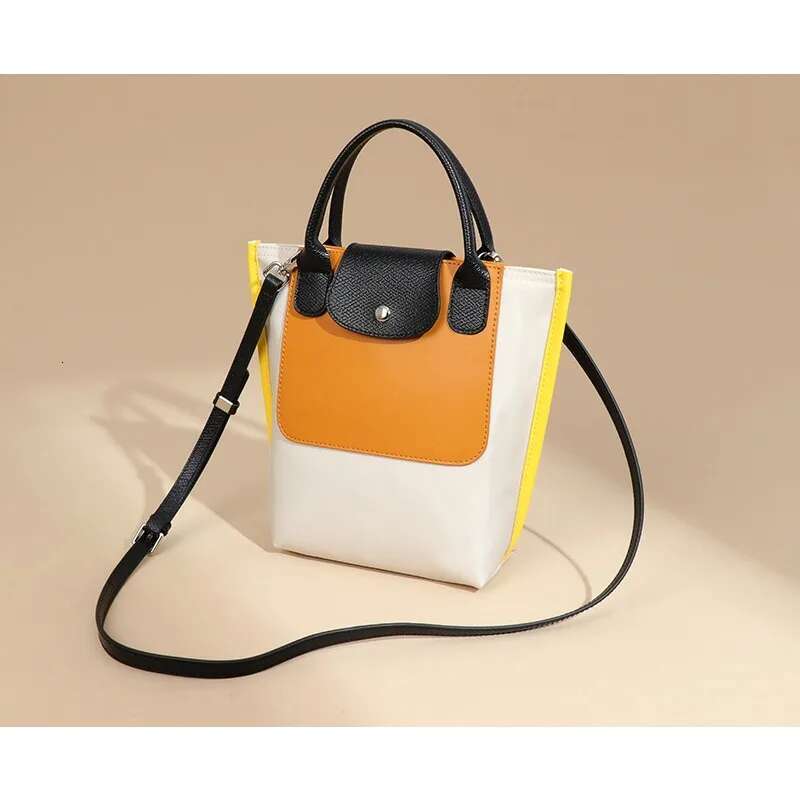 Nylon Color-Blocked Tote Large Capacity Shoulder Bag, High-End Texture, Fashionable Handbag, Versatile Women's Bag