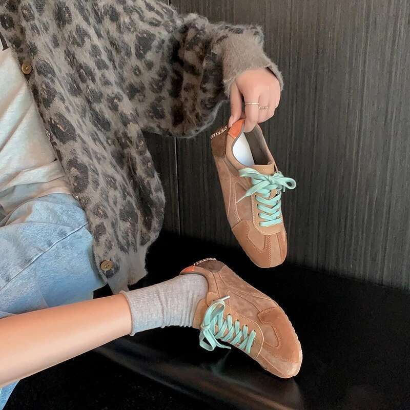 Women's Sports Lace-Up Girls Cozy Mixed Color Spring Autumn Flats Fashion Women Sneakers Cowsuede Casual Shoes