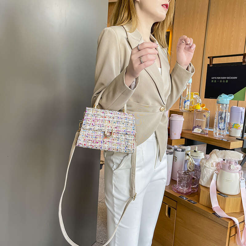 2025 new crossbody niche hand-held small square temperament versatile fashion single shoulder baguette woolen women's bag