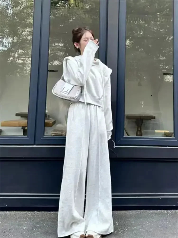 Womens casual sports hooded sweatshirt set Korean style weight loss hooded sweatshirt long pants two-piece set womens clothing 250320