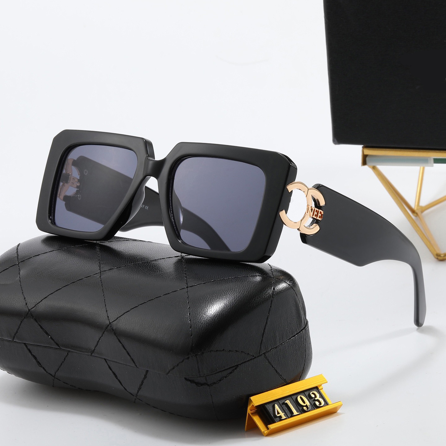 HOT new Luxury Designer Brand square Sunglasses Designer Sunglass High Quality eyeglass Women Men Glasses Womens Sun glass UV400 lens Unisex