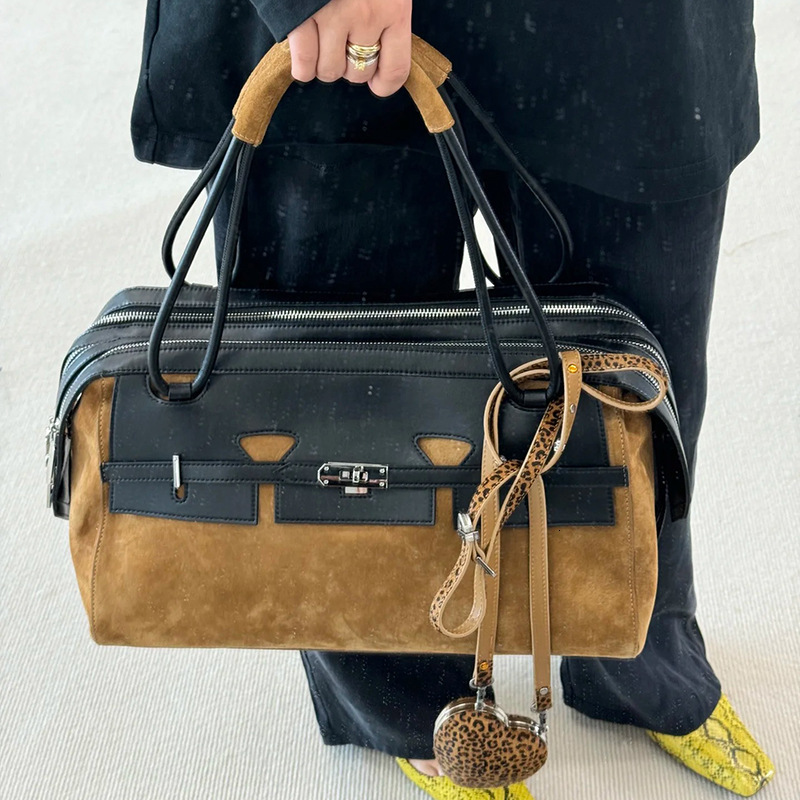 2025 Spring/Summer New Fashionable Versatile Belt Buckle Tote Motorcycle Spicy Girl Matte Suede Women's Bag