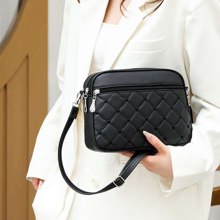 Ladies' High end and Exquisite 2024 Summer New Women's Versatile Crossbody Small Square Bag Bags
