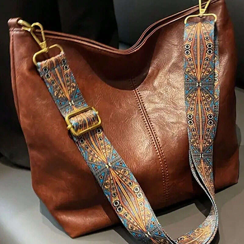 2023 Summer New Fashionable Handheld Single Shoulder Crossbody Large Capacity Bucket Women's Bag Mixed Batch