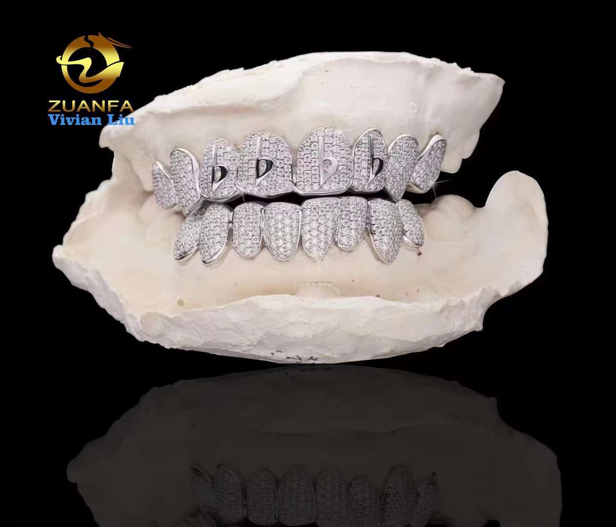 Iced Out Hip Hop Fine Jewelry VVS Moissanite Custom Diamond Grillz