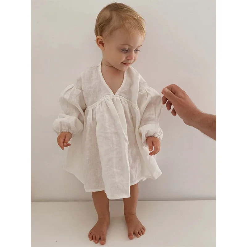 Girls White Linen V-neck Long-Sleeved Dress Spring And Summer Baby Girl Mori Beach Cotton Linen Casual Loose Dresses 250326