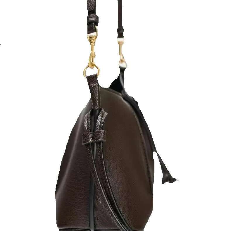 Designer Women Shoulder Versatile Retro Diagonal Crossbody Horn Bag Purse And Handbags Lady Bags Bolsos De Mujer