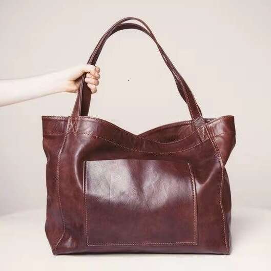 Pocket Women's Big Soft Handheld One Shoulder Oil Wax Leather Large Capacity Fashion New Tote Bag Women
