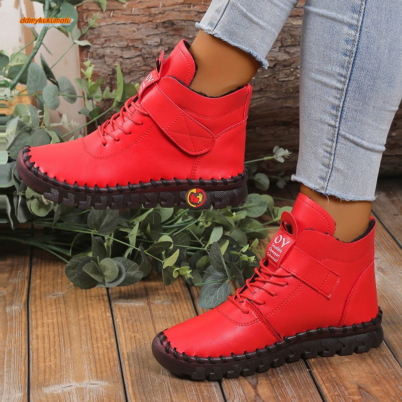 Large size cotton hand sewn thick cowhide sole, hairy women's shoes with winter velvet insulation, mom's shoes, soft soled short boots ddmyk
