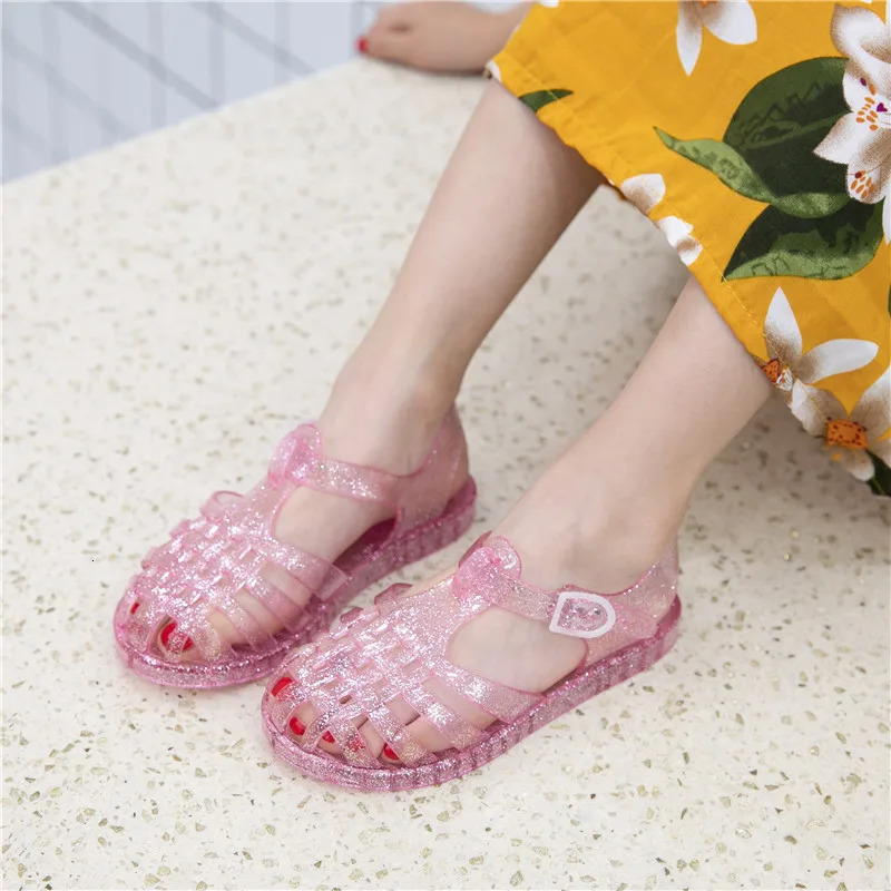 Unishuni Girls Jelly Sandal Kids Bling Glossy Plastic Summer Shoe Durable Quick Dry Close Toe Beach Slipper Sandal for Girls 250326