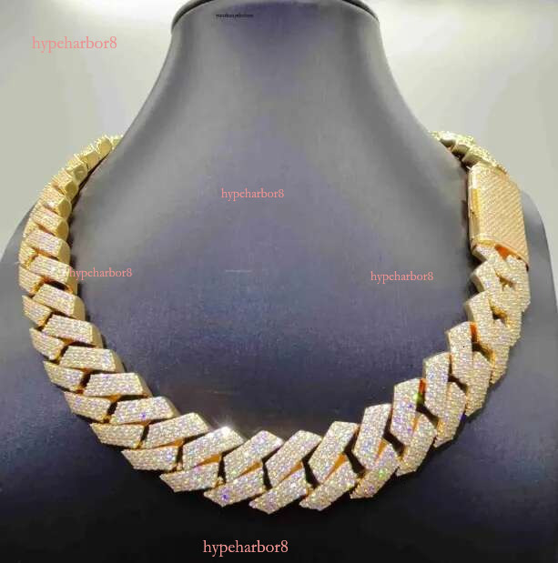 Custom Hop Mossanite Necklace Jewelry VVS Hip hop Sterg Sier Def 20Mm Dia Moissanite 14K Rose Plated Pendant Cuban k Chain