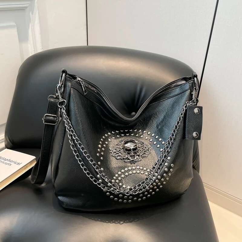 Fashion Chain Handbag Tote High Capacity Solid PU Leather Messenger For Women Halloween Skull Street Shoulder Bag Hobos