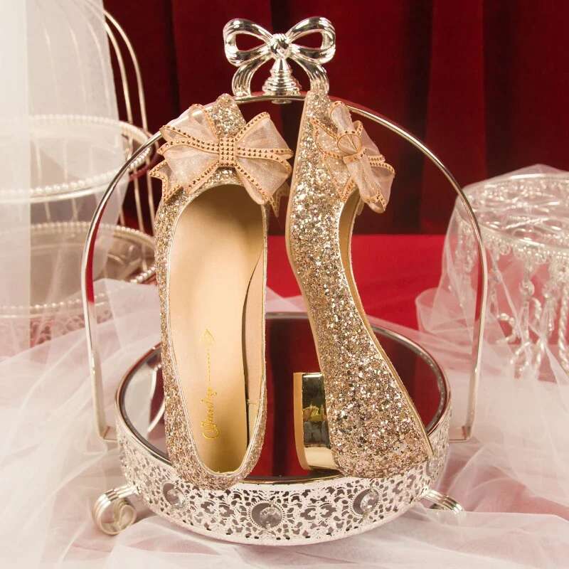 2025 Summer New Women's Shiny Gold Bridal Crystal Bow Designer Fashion Flat Shoes