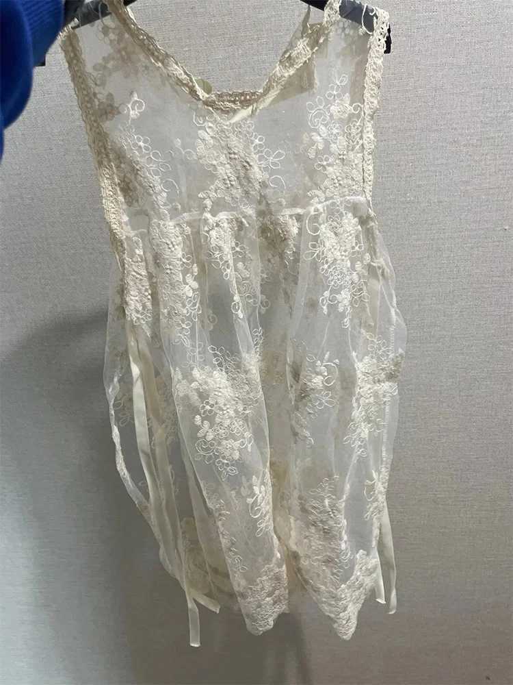 Girls Spring and Autumn Lace Dresses Rural Sle Flower Dresses Lace Aprons Fashion Childrens Clothing W250326