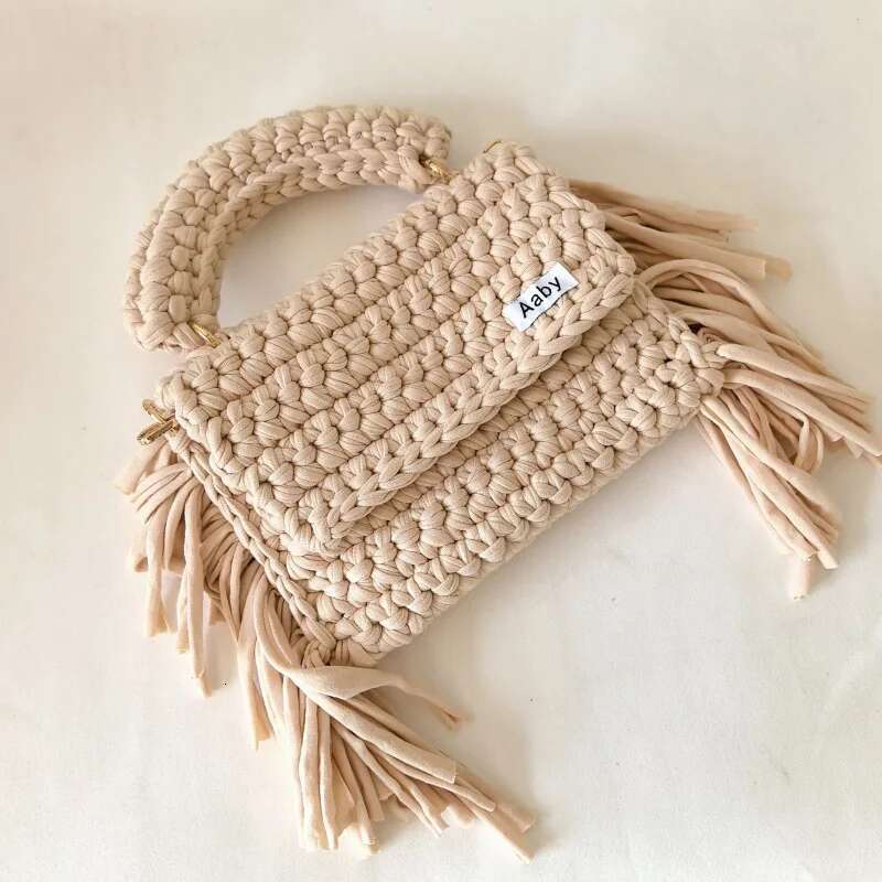 Ladies Handbag Purses Handmade Crochet Woven Tassel Single Shoulder Crossbody Small Square Women's Bag Purse Tote Bags