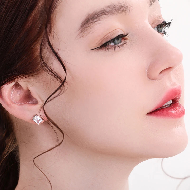 ALIZERO 2ct D VVS1 Emerald Cut Earrings For Women Fine Jewelry 925 Sterling Silver 18K White Gold Plated Stud Earring 250318