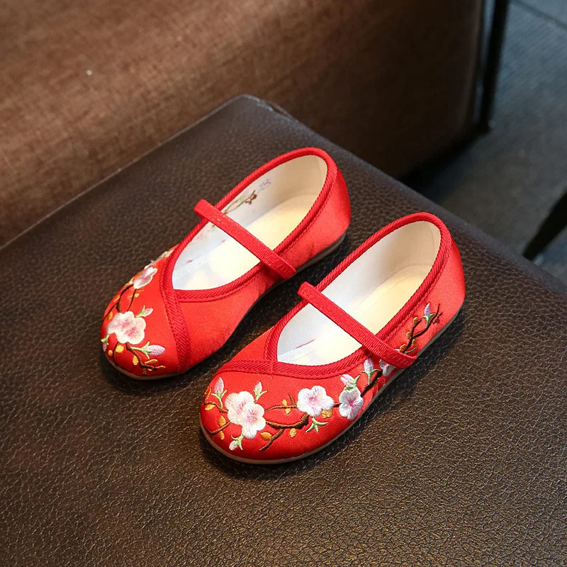Children Hanfu Flat Shoes Ethnic Chinese Style Girls Embroidered Cloth Shoes Fashion Soft Kids Princess Ancient Dress Up Shoes 250326