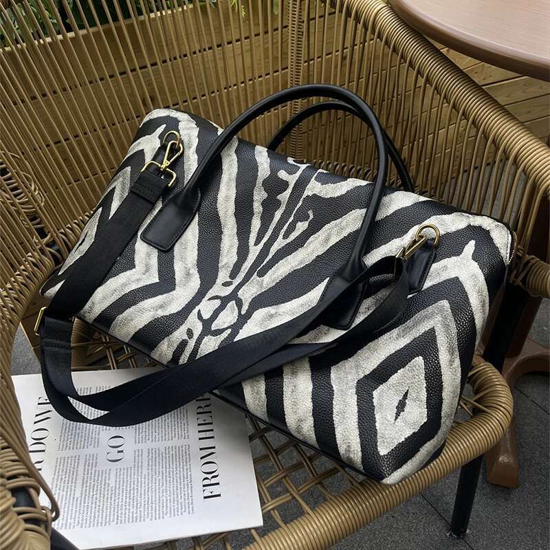Zebra Print Handbag Fashion Women's New Brand Fiess Duffel Large Capacity Travel Crossbody Bag