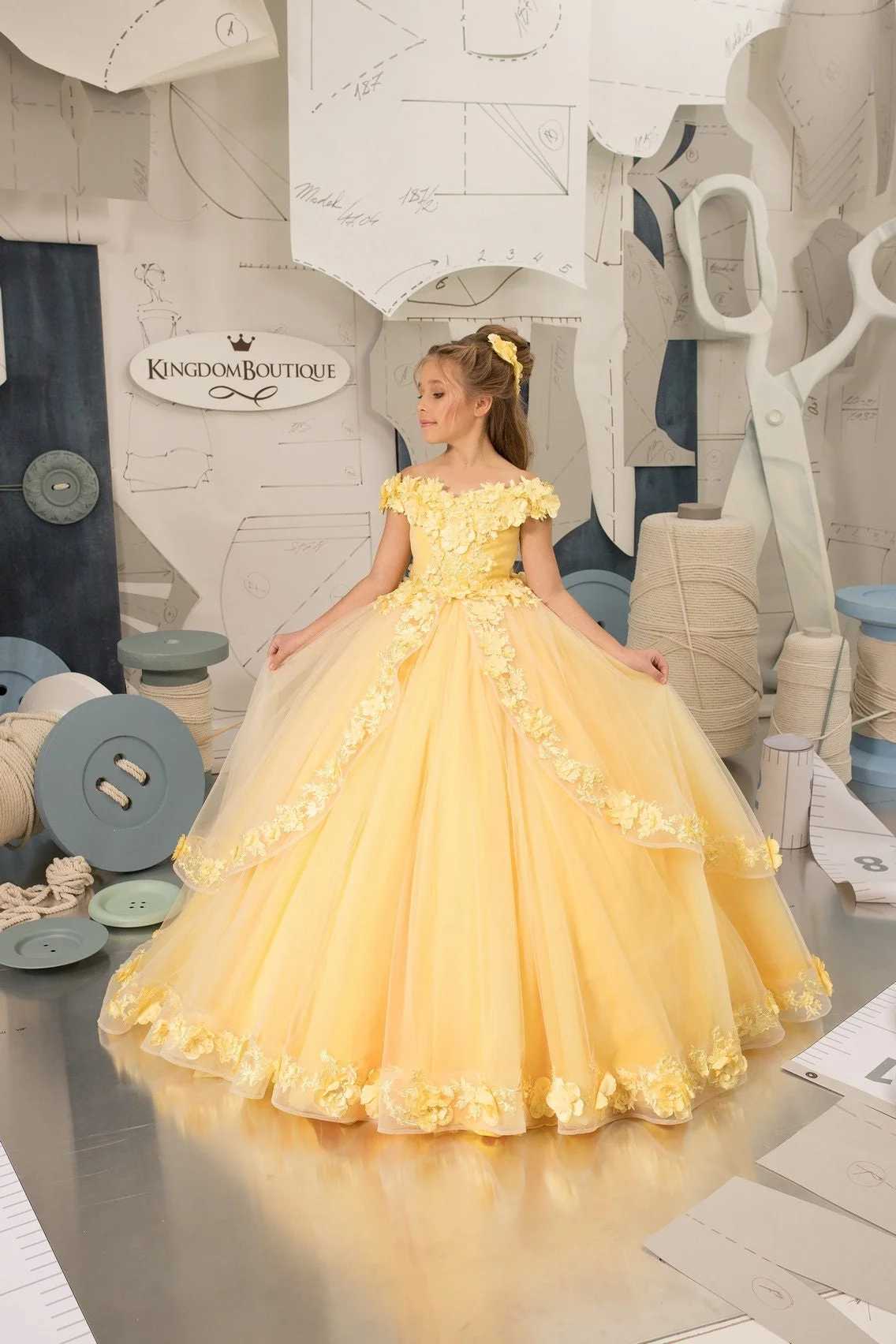 Yellow 3D decal girls wedding dress for weddings fluffy chiffon Fllor length princess childrens birthday party first exchange ball dress W250326