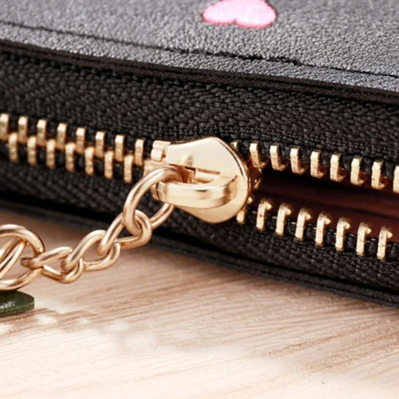 Women's Mini Tassel Cute Girl Short Zipper Cute Pu Leather Designer Wallet Women's Handheld Wallet Cartera