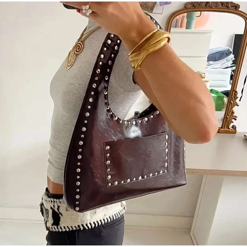 Retro Rivet Underarm Shoulder Wasteland Style Metal Stud Motorcycle Bag Oil Wax Leather Women Handbag Brown Side Tote Bags