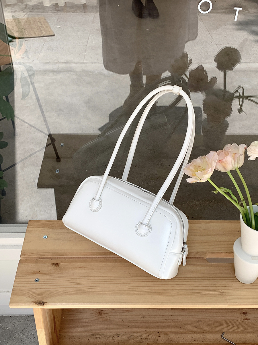 Designer bag 2025S style armpit high-end sense niche fashion hand-held shoulder simple commuting new small square bag women