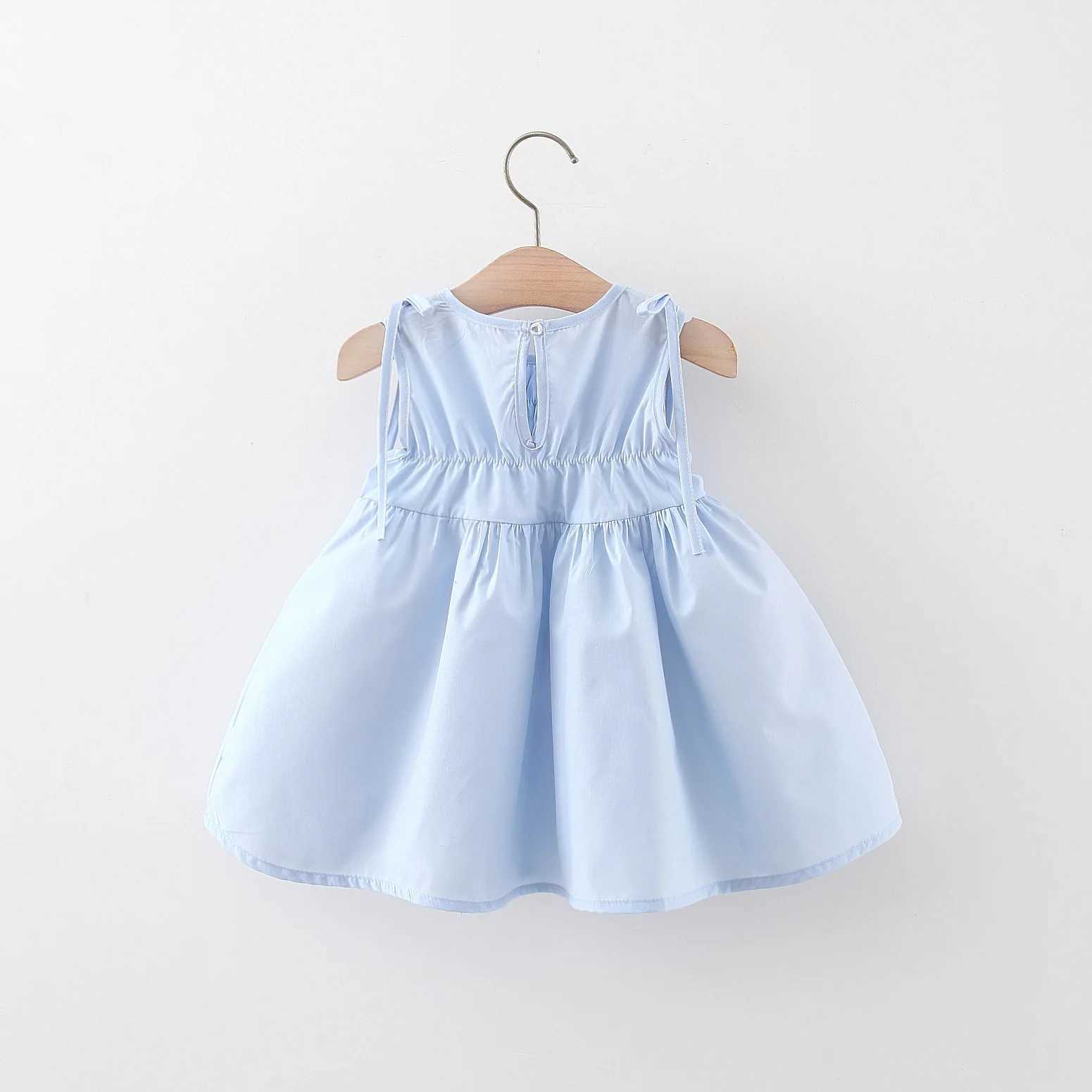 Summer 2025 childrens and girls sleeveless light blue cotton dress with ruffles and Str pockets a soft and comfortable baby girl outfit W250326