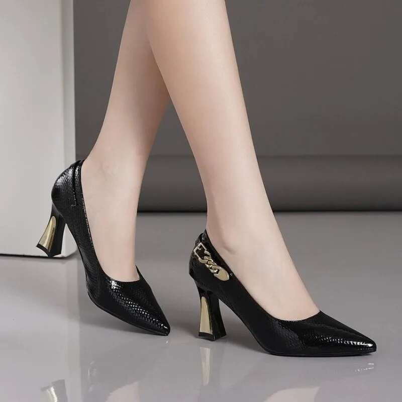 2025 Summer New Wine Snake Skin Designer Fashion Stiletto Pointed Women's High Heels Wedding Party Shoe Size