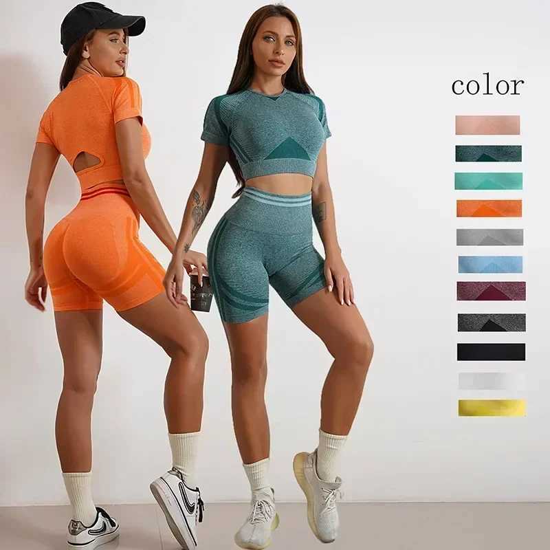 Seamless yoga set for exercise and fitness peach hip lifting short sleeved beauty back short sleeved fitness set W250326