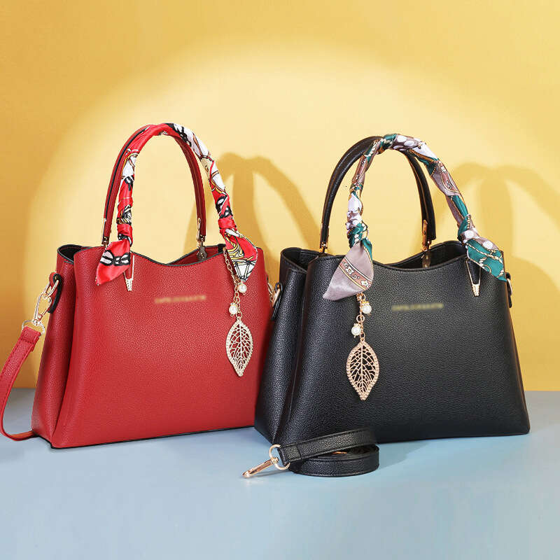Bride 2023 Mother's Day New Fashionable Women's Handbag Solid Color Large Capacity Shoulder Elegant Mom Bag