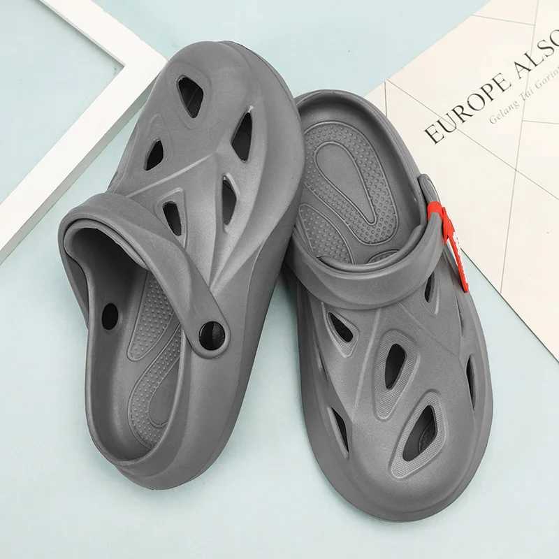 Mens shoes sandals perforated shoes indoor and outdoor beach walking mens solid color EVA casual shoes and hats thickXJ250326