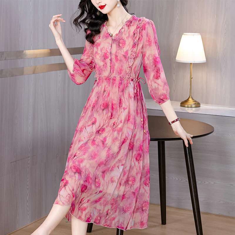Real Mulberry Silk Dress Summer 2024 New French Gentle and Aging Reducing Foreign Style Fragmented wer Skirt