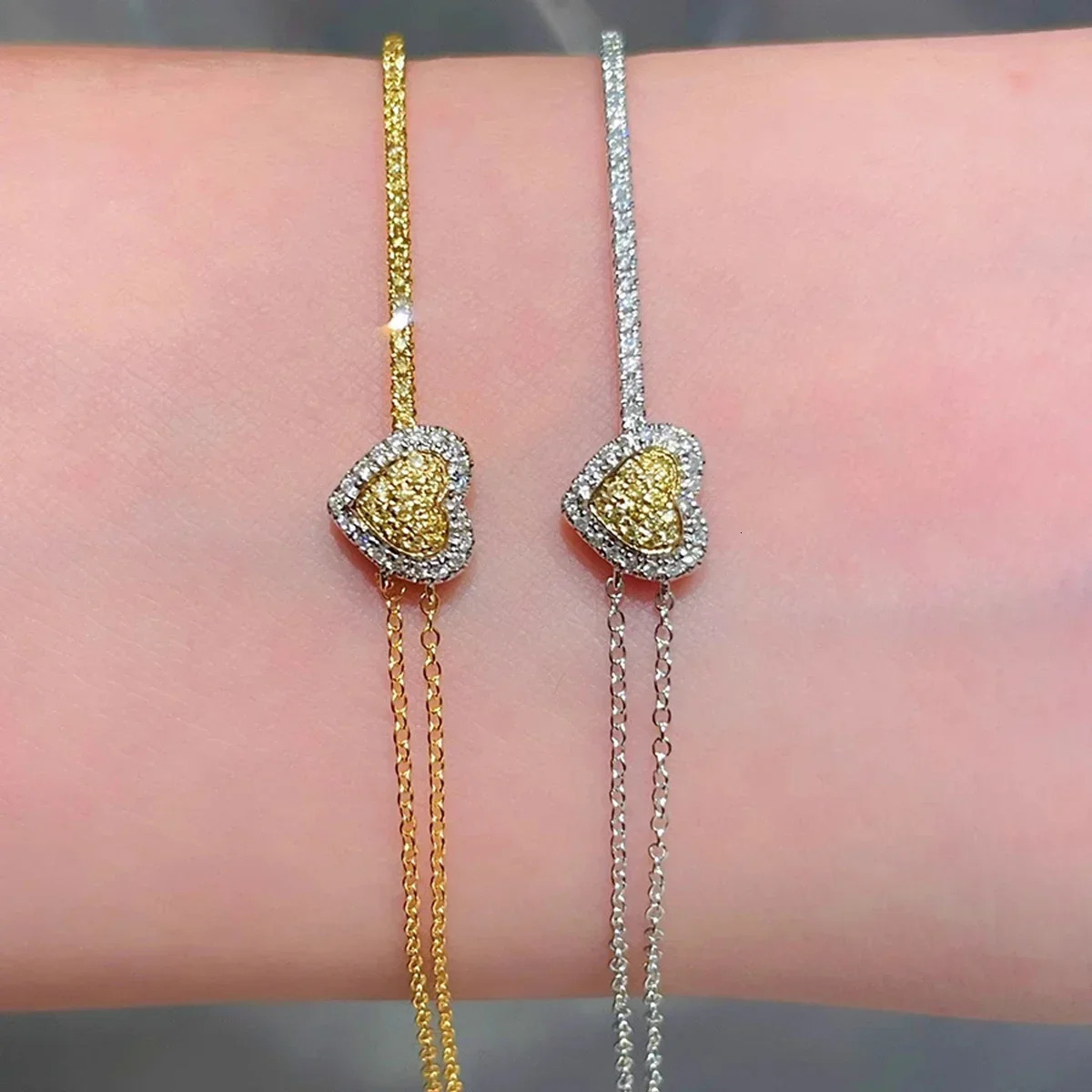 The pure silver s925 heart-shaped bracelet is exquisite fashionable fresh and daily exquisite for women 250326