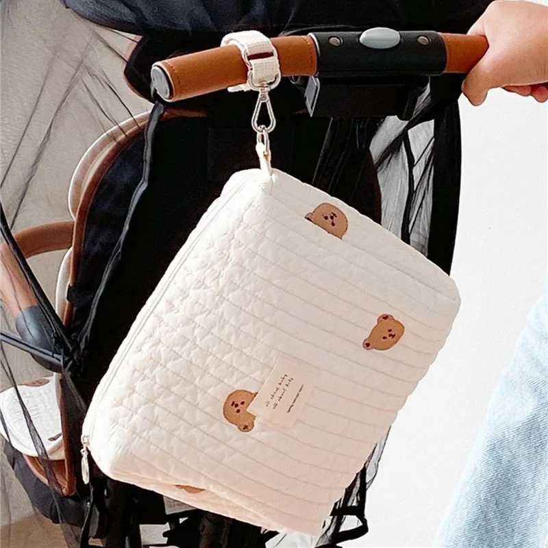 Bear Embroidery Baby Nappy Bag Stroller Diaper Caddies Bags Portable Nappies Storage Toiletry Organizer Mommy Bag for MomC250326