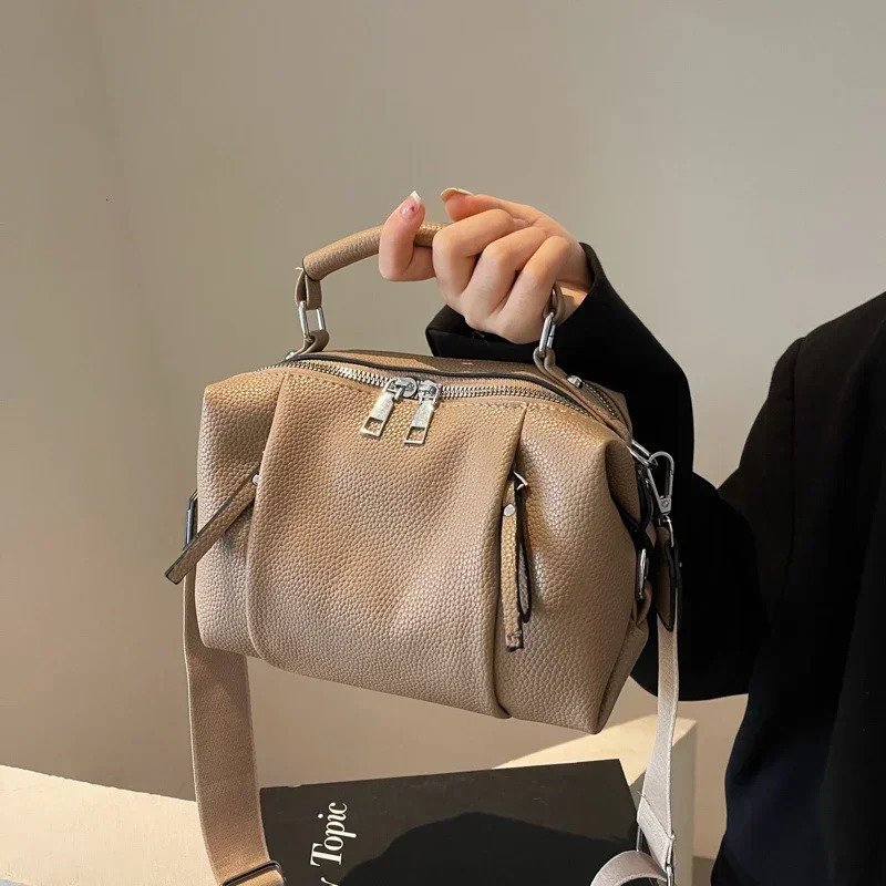 Zipper Leather Solid PU Premium Shoulder Bag Fashion Folding Cloud Top Handbag Large Capacity Wide Horizontal 250320