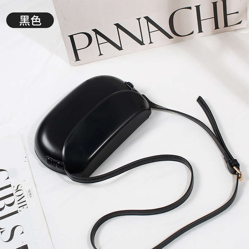 7e Hot selling for women, versatile 2024 autumn and winter new item, large pressed shell saddle bag, student party single shoulder crossbody small bag