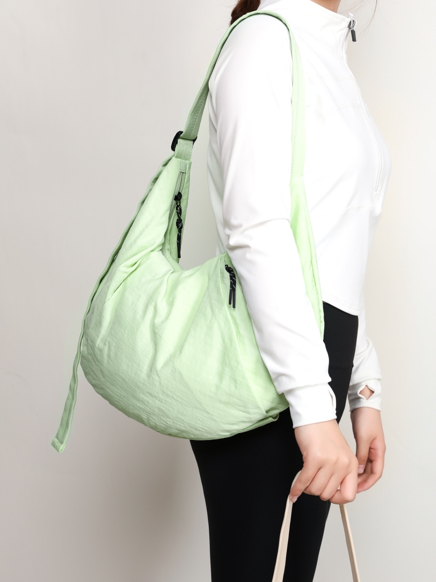 2025 Designer shipping solid Free 3 color simple large capacity crossbody sports style nylon cloth dumpg bag