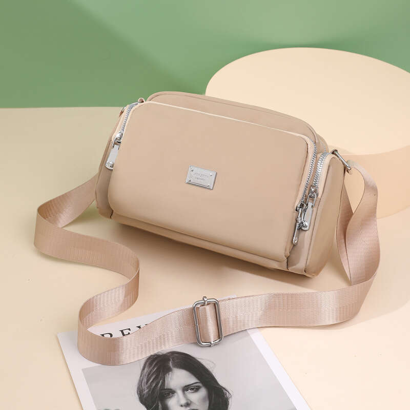 dd New Women's Nylon Fabric Simple and Fashionable Wide Shoulder Strap Crossbody Large Capacity Lightweight Small Square Bag
