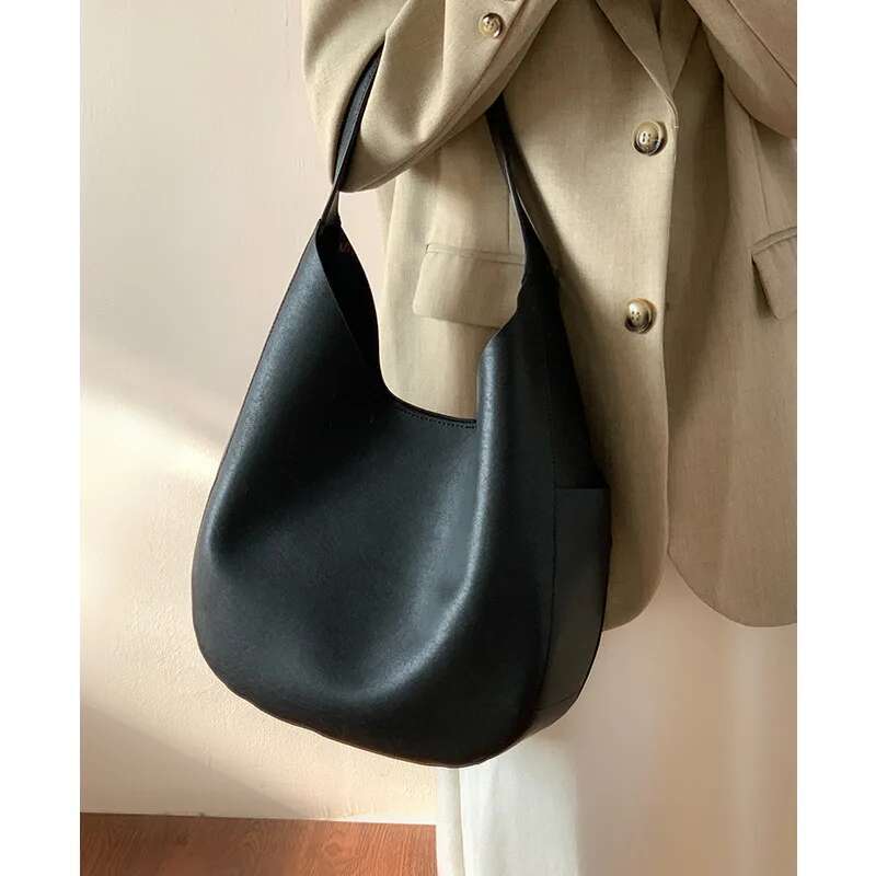 FIRMRANCH Elegant Simple Design Women's Commuter Large Capacity Shoulder Bag Tote High Quality Cowhide Leather Underarm Purse