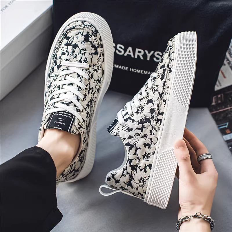 2025S New Trend Designer Canvas Thin In Spring Versatile And Breathable Casual Thick Soled Board Men S Sports Niche Cloth Shoes Trendy Shoes