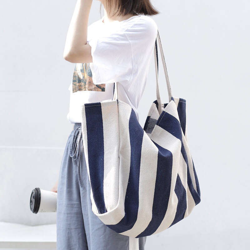 d2 Korean version of artistic handbag, simple fresh striped canvas bag, casual and fashionable, large capacity single shoulder women's bag