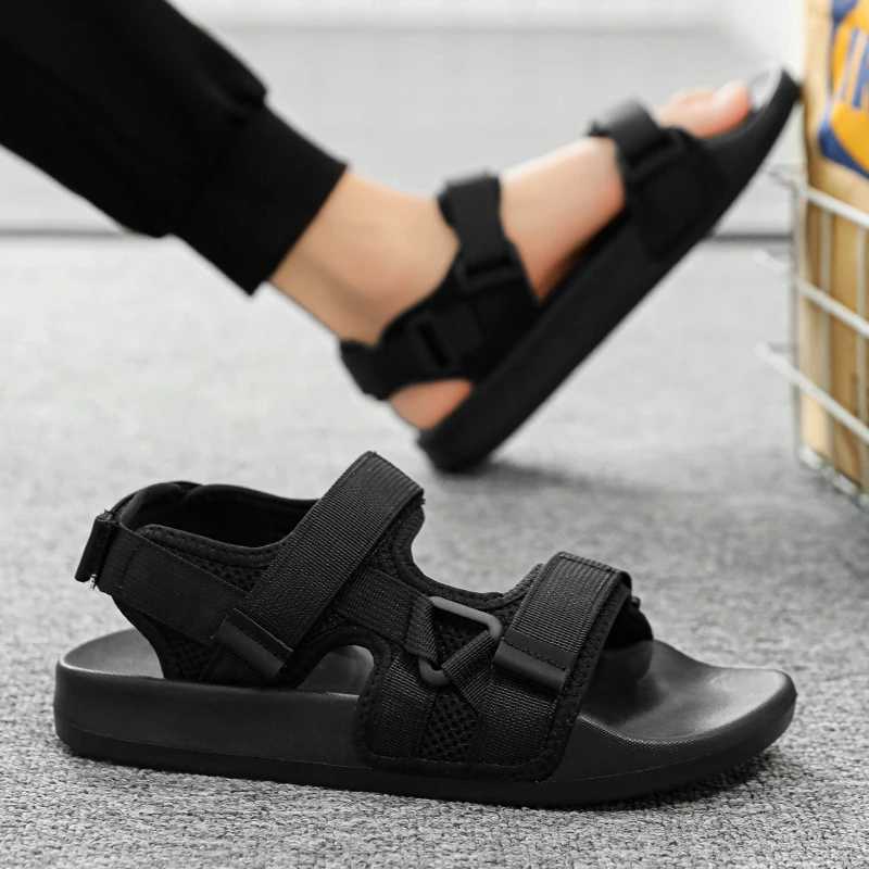 New mens sandals N-Slip summer flip top high-quality outdoor Fi casual beach lightweight casual mens shoesXJ250326