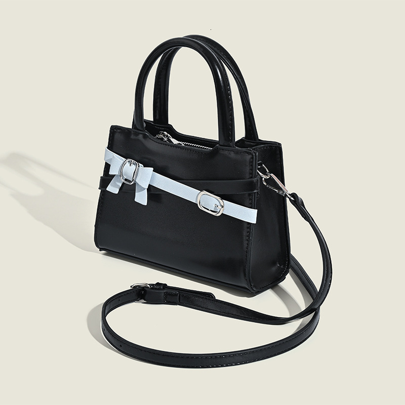Niche Design South Korea Bow Small Square Bag Female 2025 New Fashion All-in-one Crossbody Bag