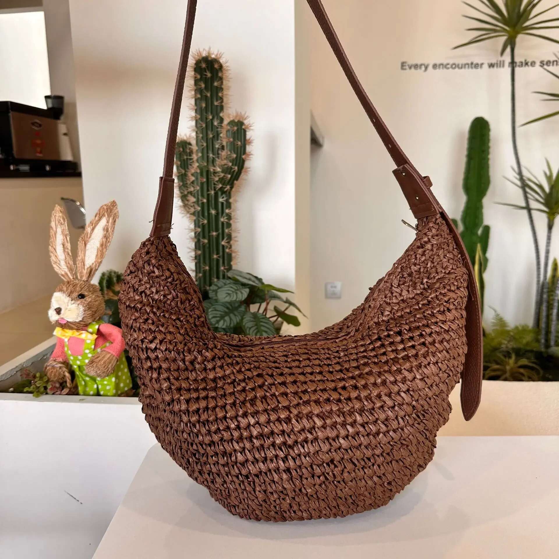 Grass Woven Shoulder With Contrasting Colors Casual And Simple Crossbody Bag Large Capacity Underarm Handbag For Commuting