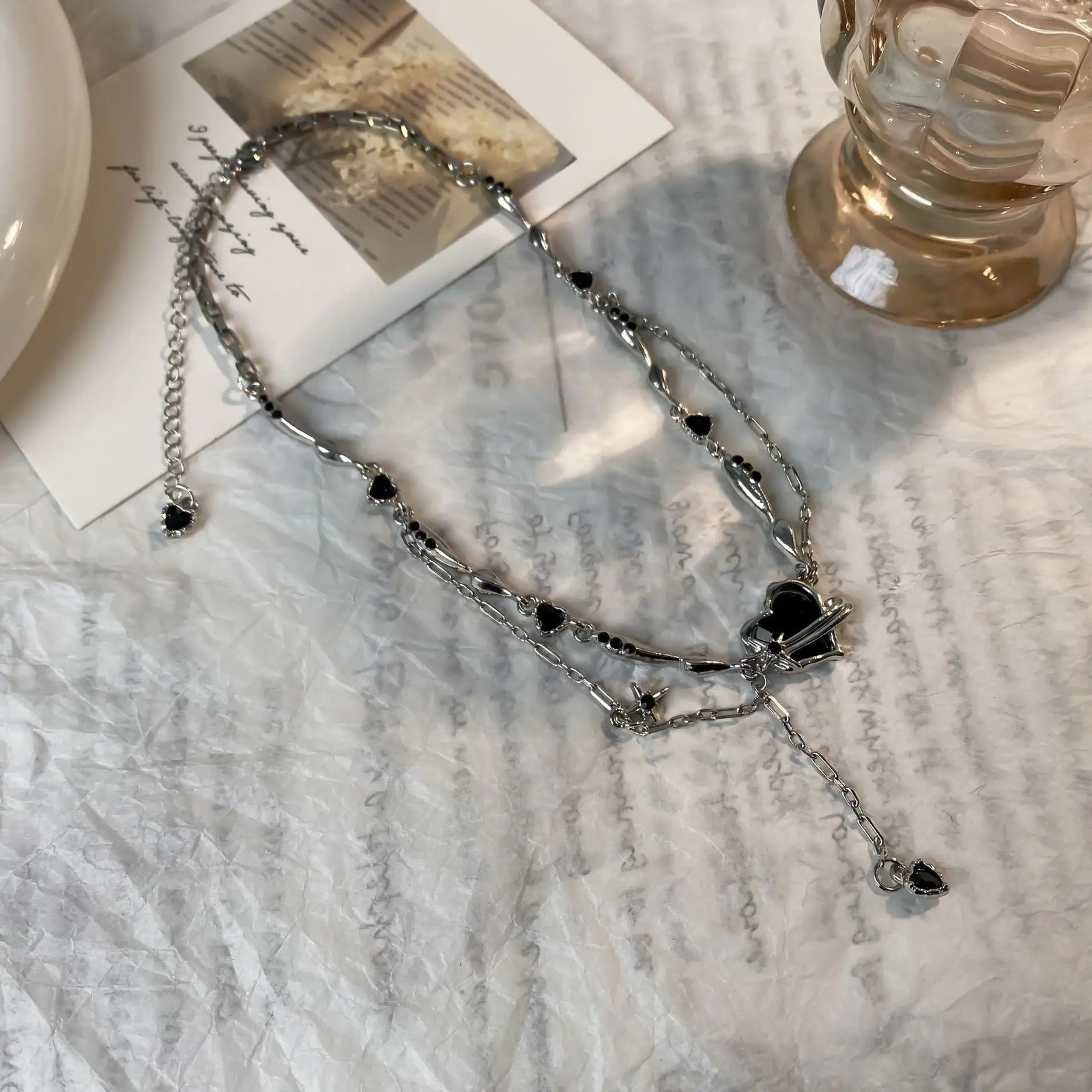 DUTRIEUX Y2K Black Love Pendant Gothic Plush Bone Necklace Womens Gothic Aesthetics Grenache Jewelry 250322
