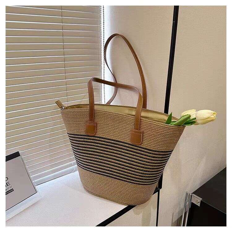 ca Women's ins new simple and fashionable grass woven large capacity armpit single shoulder hollow weave beach bag for women