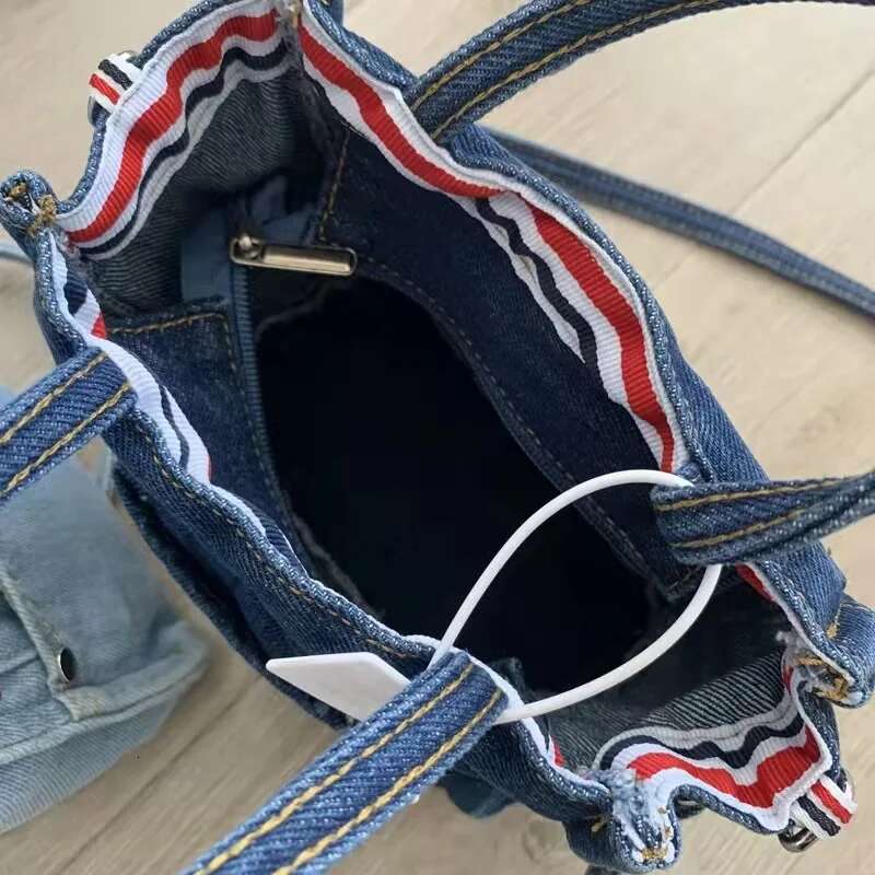High Quality Women's Denim Vintage Wash Single Shoulder Diagonal Outdoor Shopping Cowboy Bag